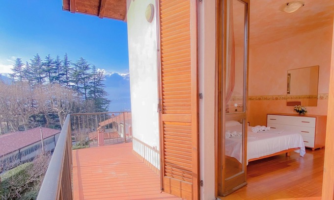 Lierna Villa | Villa "Garden Valentina" near Lake Como with Terrace, Balcony, Lake & Mountain View