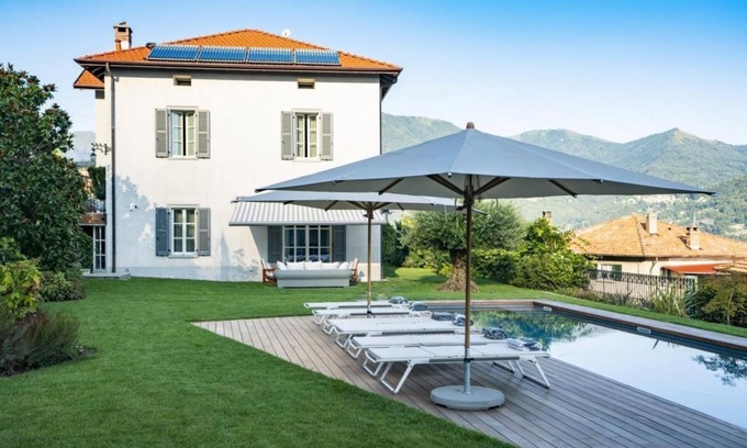 Moltrasio Villa | Villa Meridiana Moltrasio
