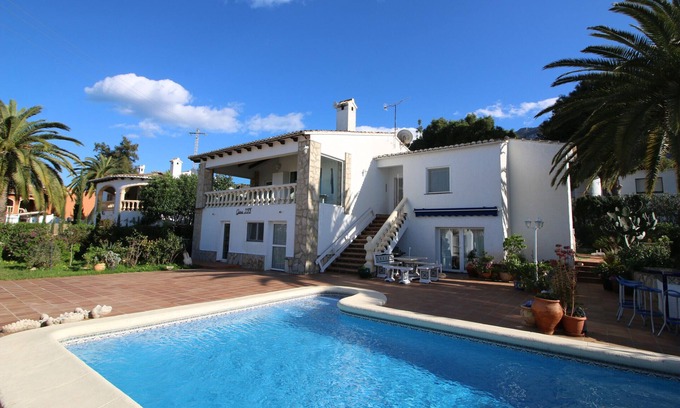 Denia Villa | Villa with large garden and pool Alqueria BB 4 Pers