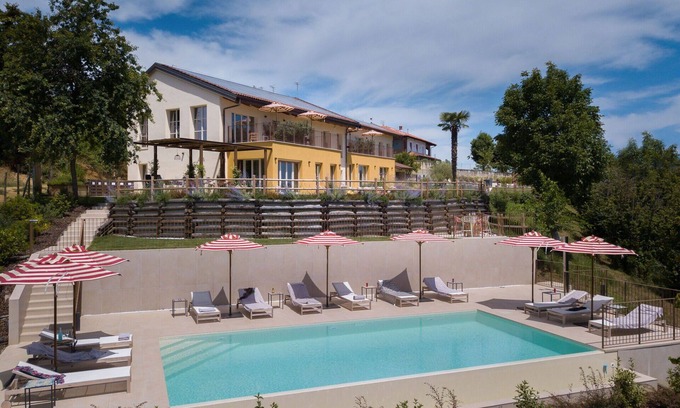 Monteu Roero Villa | Wonderful private villa for 26 people with WIFI, A/C, private pool and patio, close to Alba