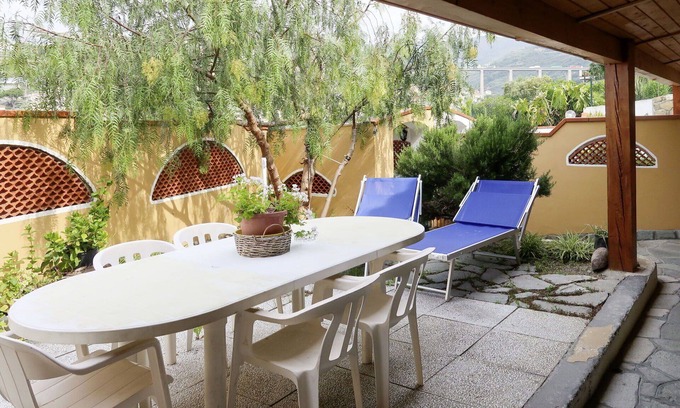 Sanremo House | Wonderful villa for 9 people with WIFI, A/C, TV, terrace and pets allowed