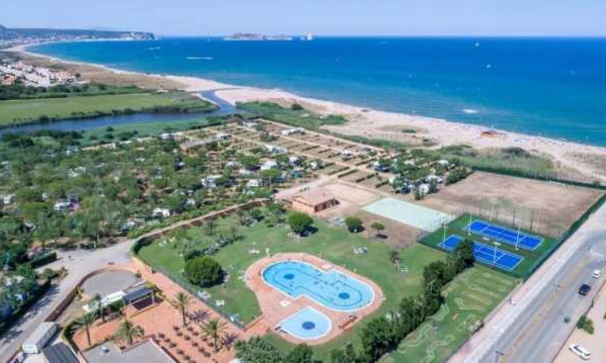 Pals House | Camping 4 étoiles - Piscine - eeed0g
