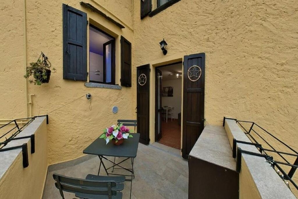 Lierna Apartment | Lady and the Tramp