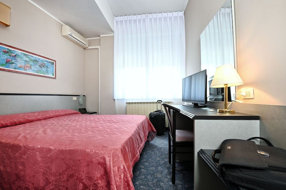 Photo of Bedroom in Domodossola