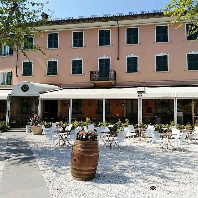 Photo of Buildings in San Nicolo
