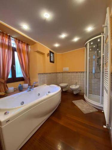 Photo of Bathroom in Cernobbio