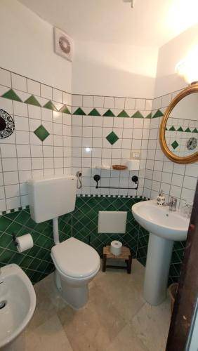 Photo of Bathroom in Grotteria