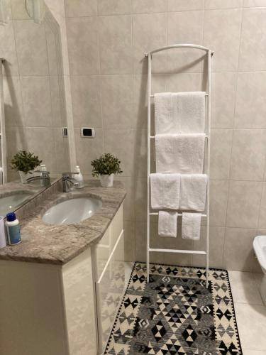 Photo of Bathroom in La Loggia