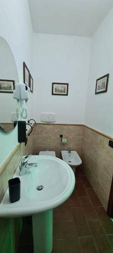 Photo of Bathroom in Rocca Imperiale
