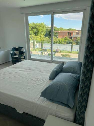 Photo of Bedroom in Nola