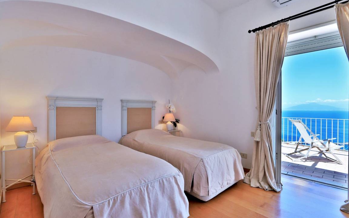 Photo of Bedroom in Marina Grande
