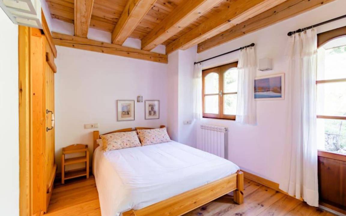 Photo of Bedroom in Fago