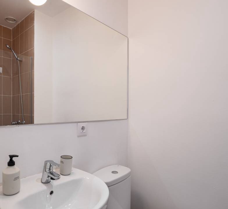 Photo of Bathroom in Doctor Barraquer-Grupo Renfe-Policlinico