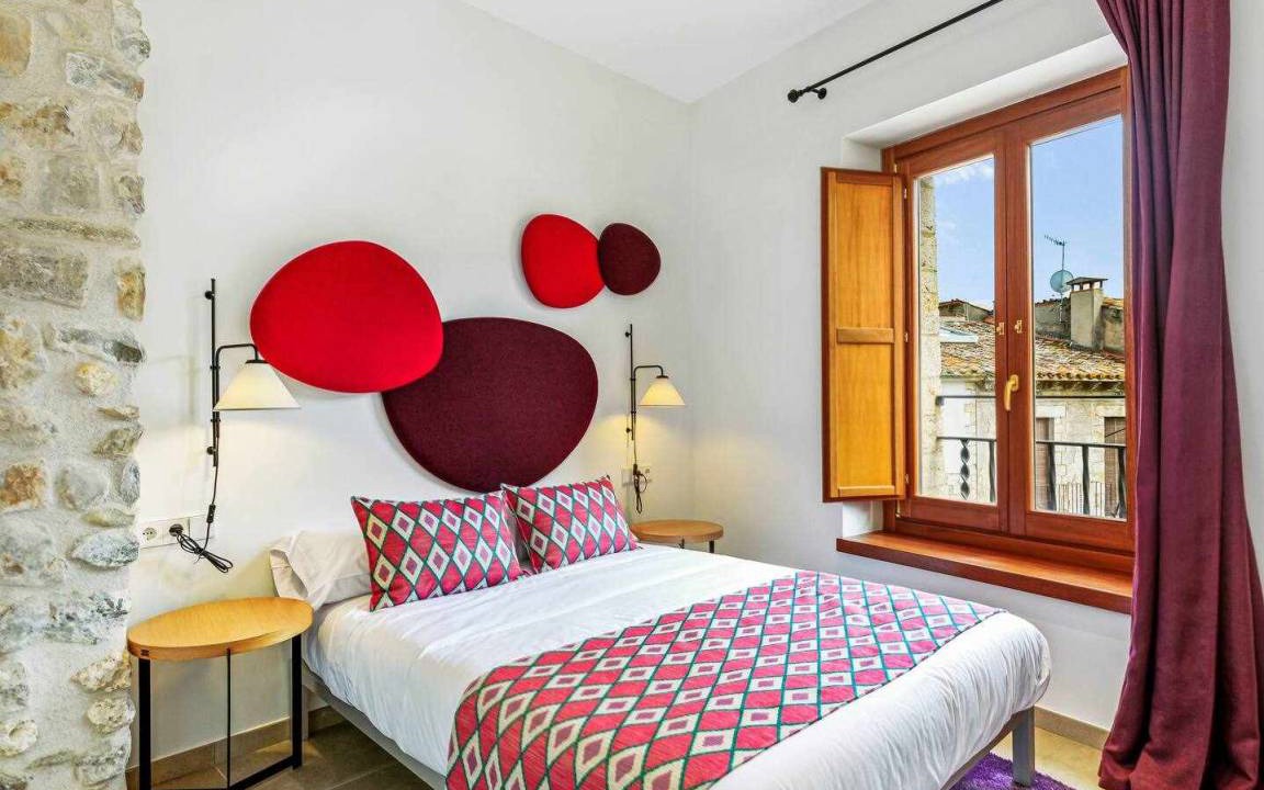 Photo of Bedroom in Besalu