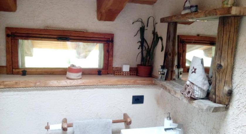 Photo of Bathroom in Canosio