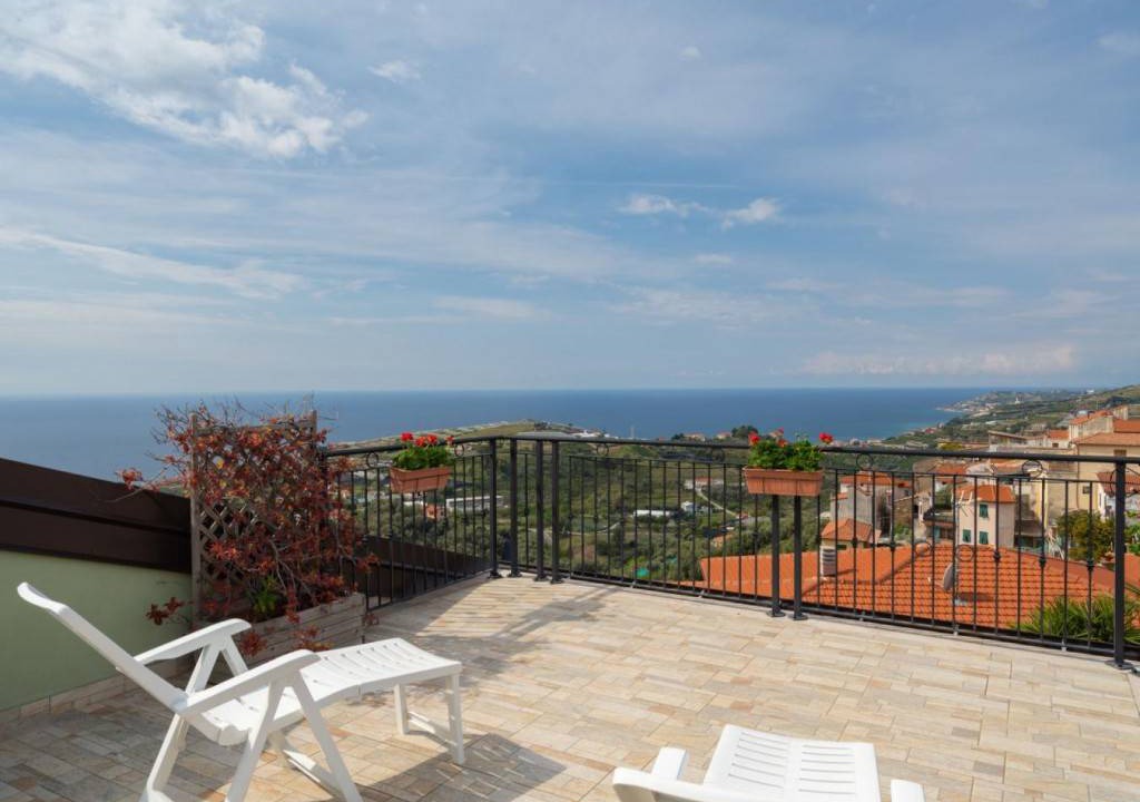 Photo of Patio Balcony in Terzorio