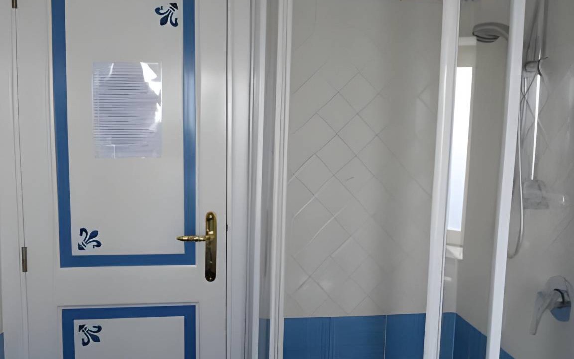 Photo of Bathroom in Montepertuso