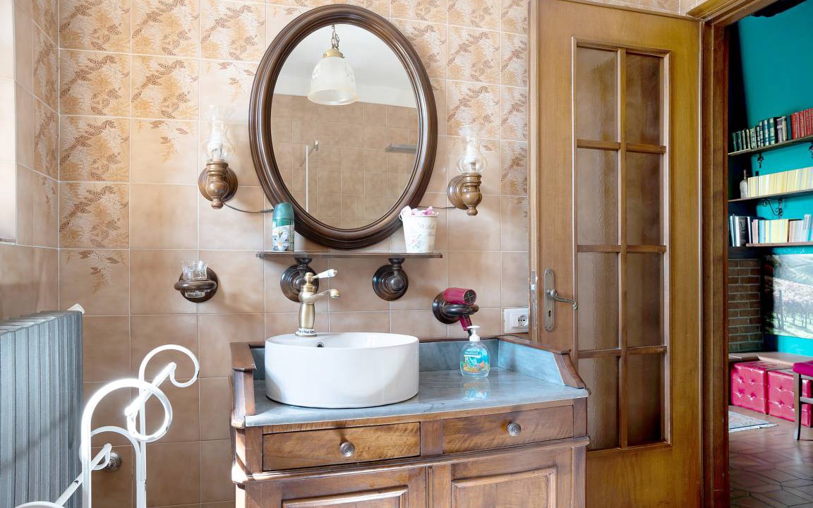 Photo of Bathroom in Serralunga d'Alba