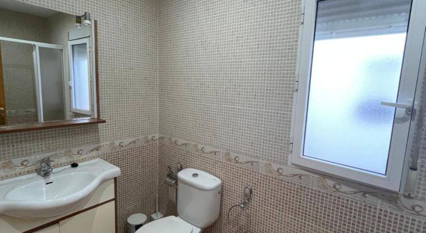 Photo of Bathroom in Linares