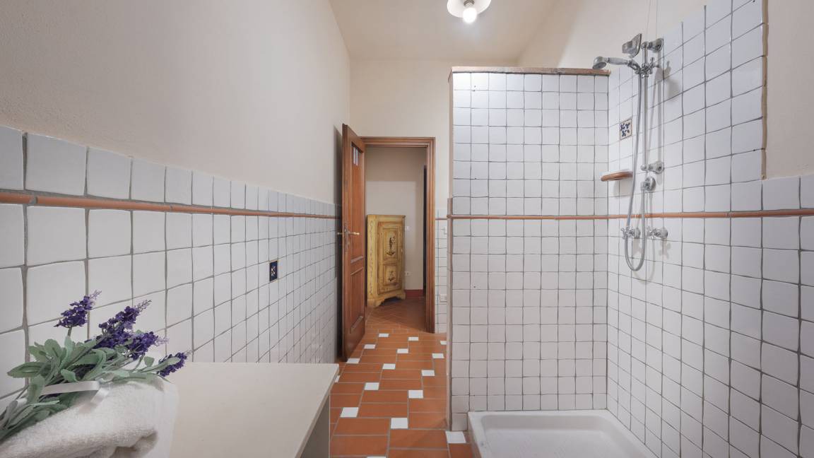 Photo of Bathroom in Toiano