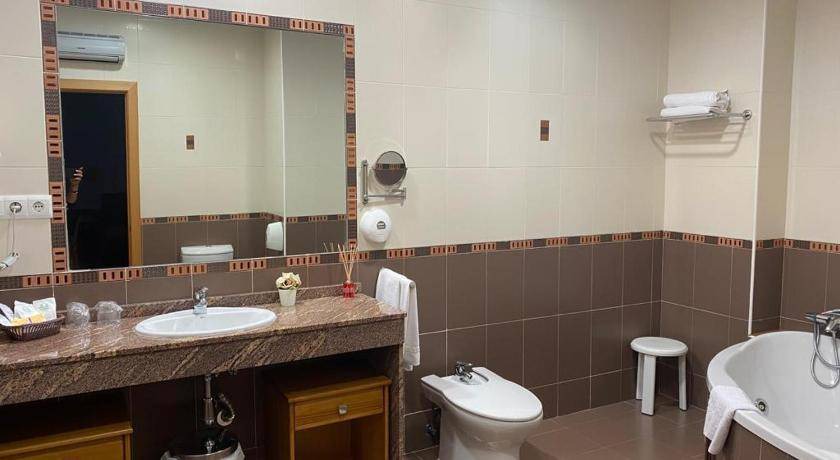 Photo of Bathroom in Daimiel
