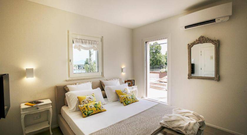 Photo of Bedroom in Peschiera del Garda City Centre