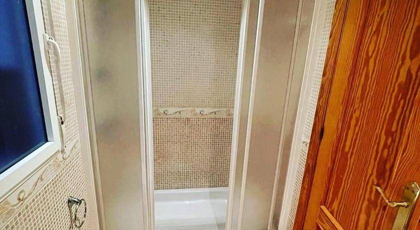 Photo of Bathroom in Linares