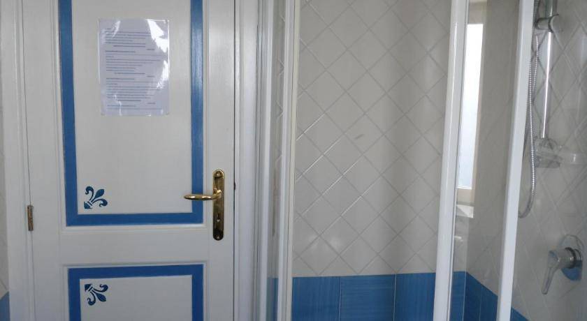 Photo of Bathroom in Montepertuso