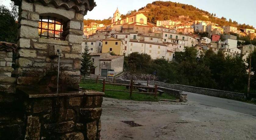Photo of Buildings in Roccamandolfi