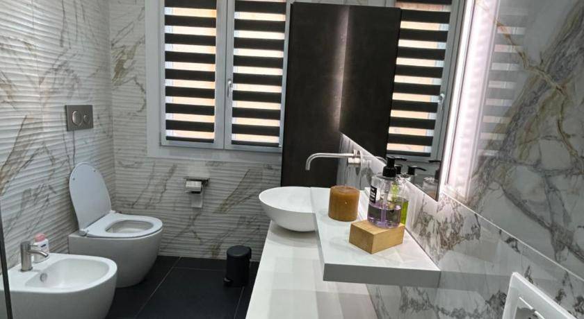 Photo of Bathroom in San Faustino-Madonnina-Quattroville