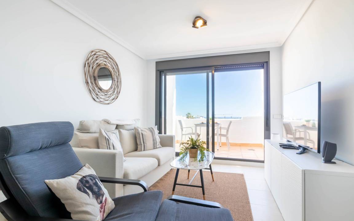 Photo of Livingroom in New Golden Mile