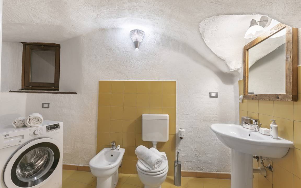 Photo of Bathroom in Usseaux