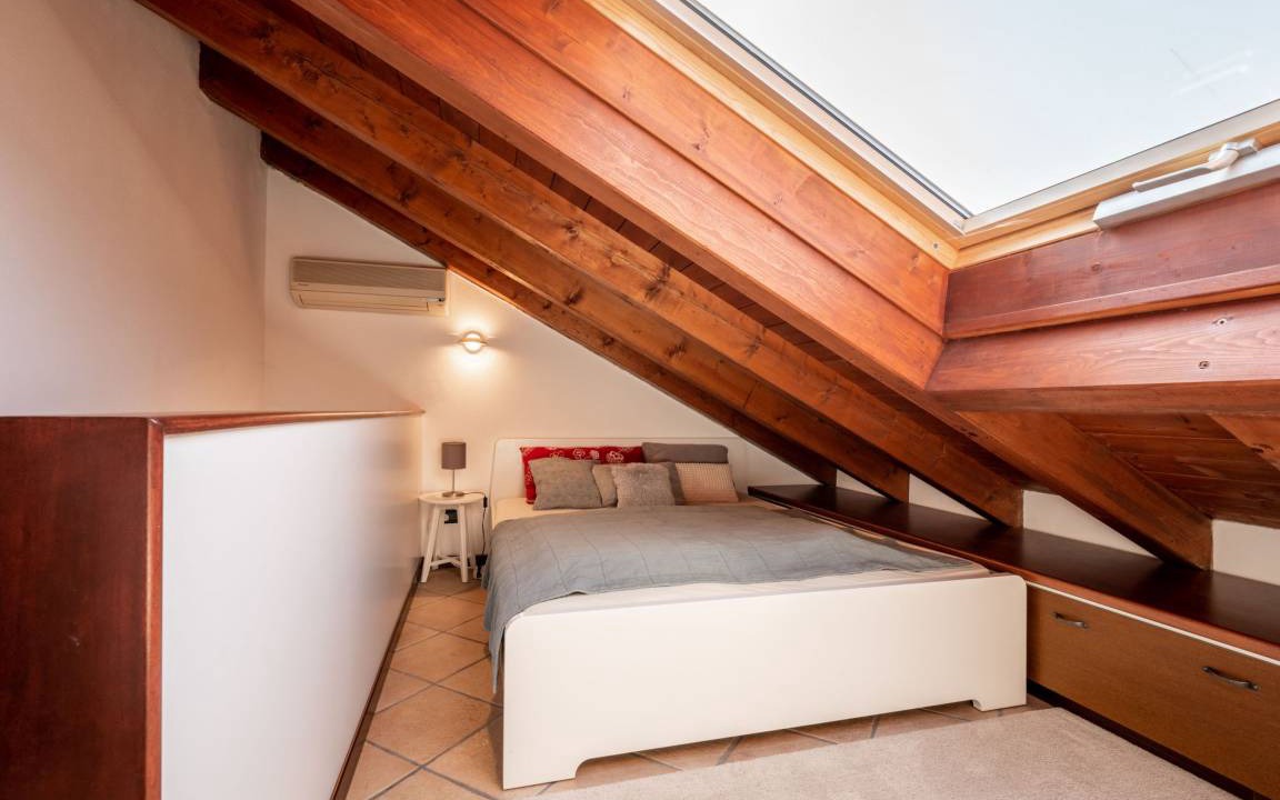 Photo of Bedroom in Pettenasco