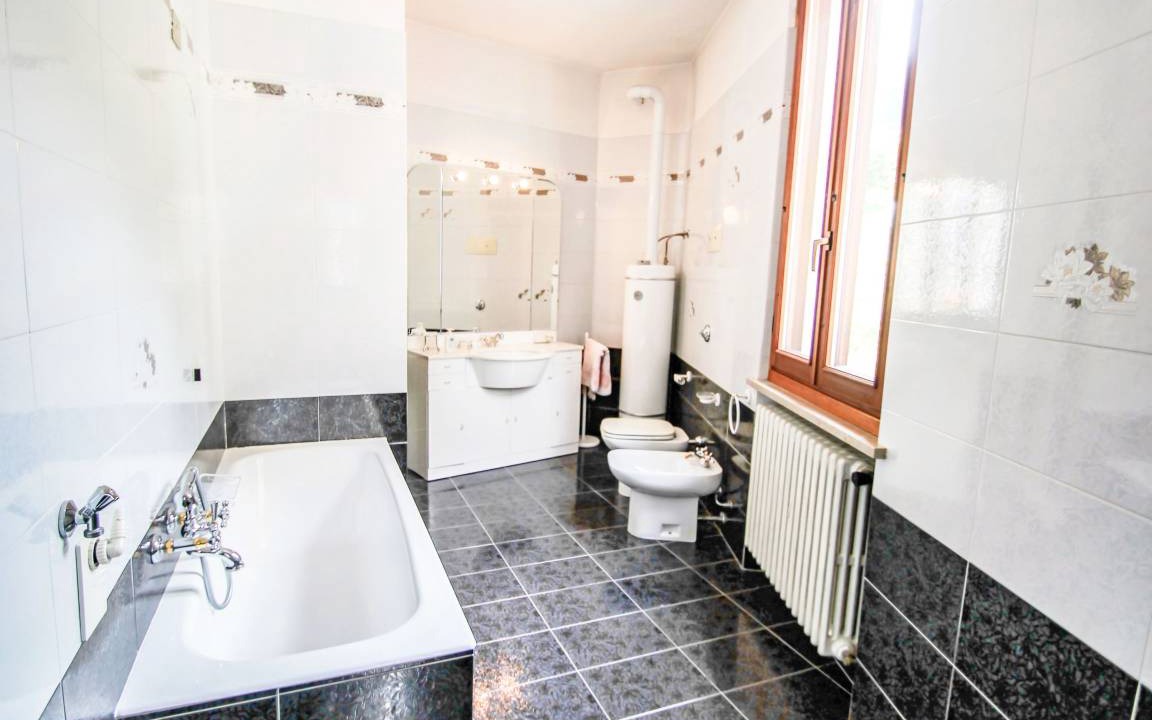 Photo of Bathroom in Liano-Formaga