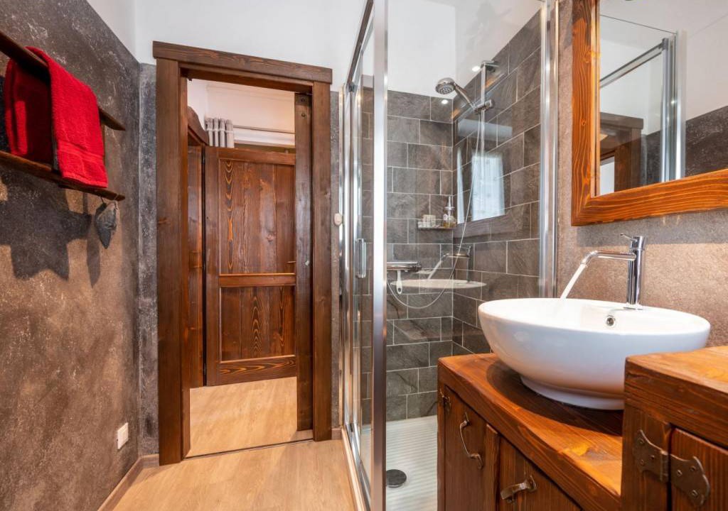 Photo of Bathroom in Ghigo