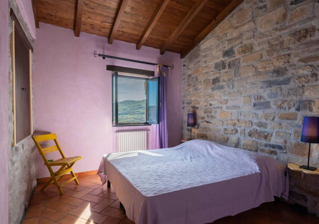 Photo of Bedroom in Villa Viani