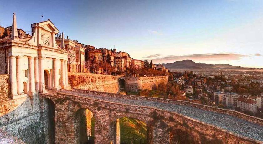 Photo of Others in Bergamo