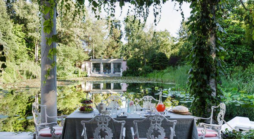 Photo of Patio Balcony in Revislate