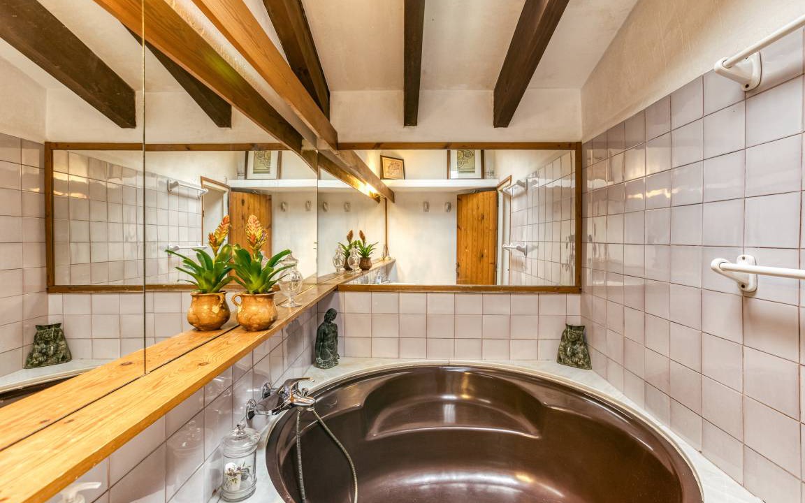 Photo of Bathroom in Palau-Sator