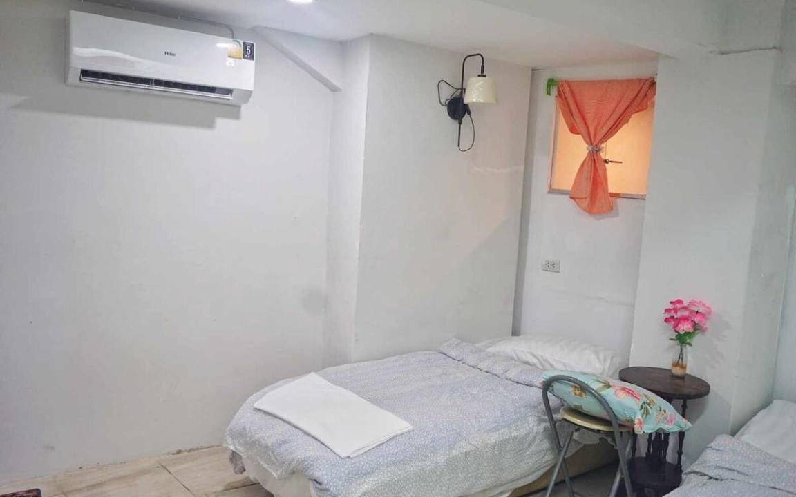 Photo of Bedroom in Pom Prap