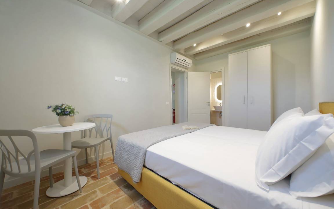 Photo of Bedroom in Villa Musone