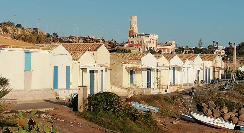 Photo of Buildings in Portopalo di Capo Passero