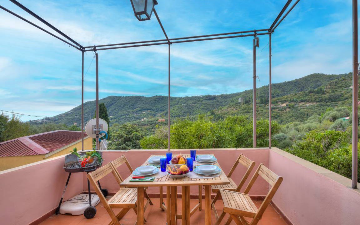 Photo of Patio Balcony in Moglio