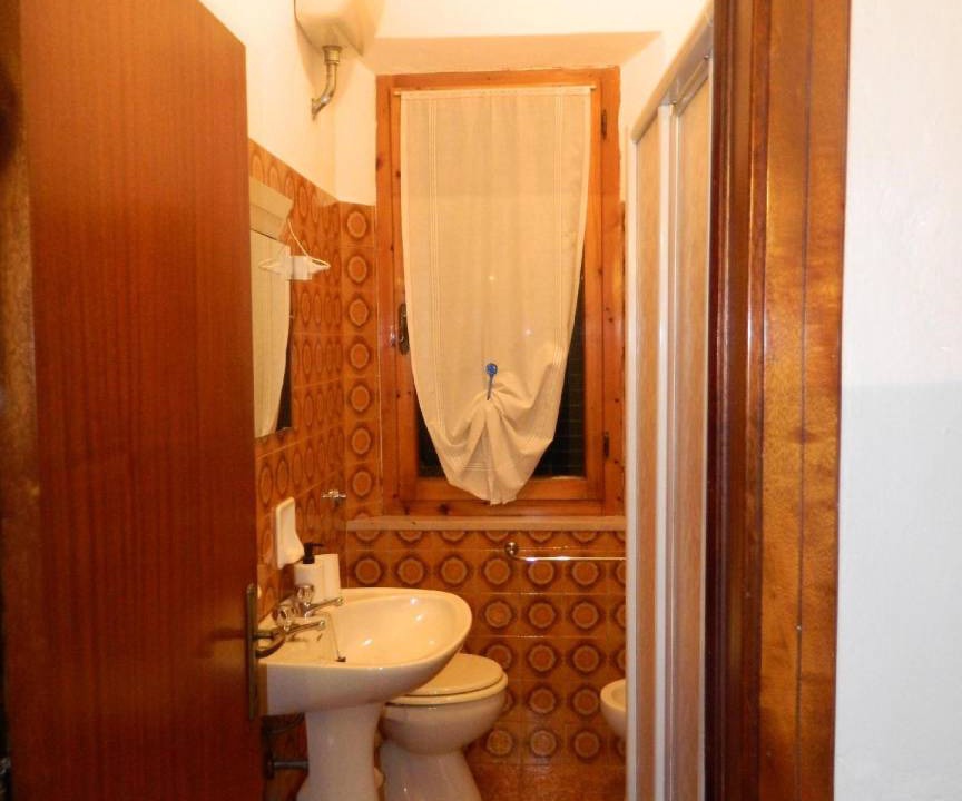 Photo of Bathroom in Monticiano