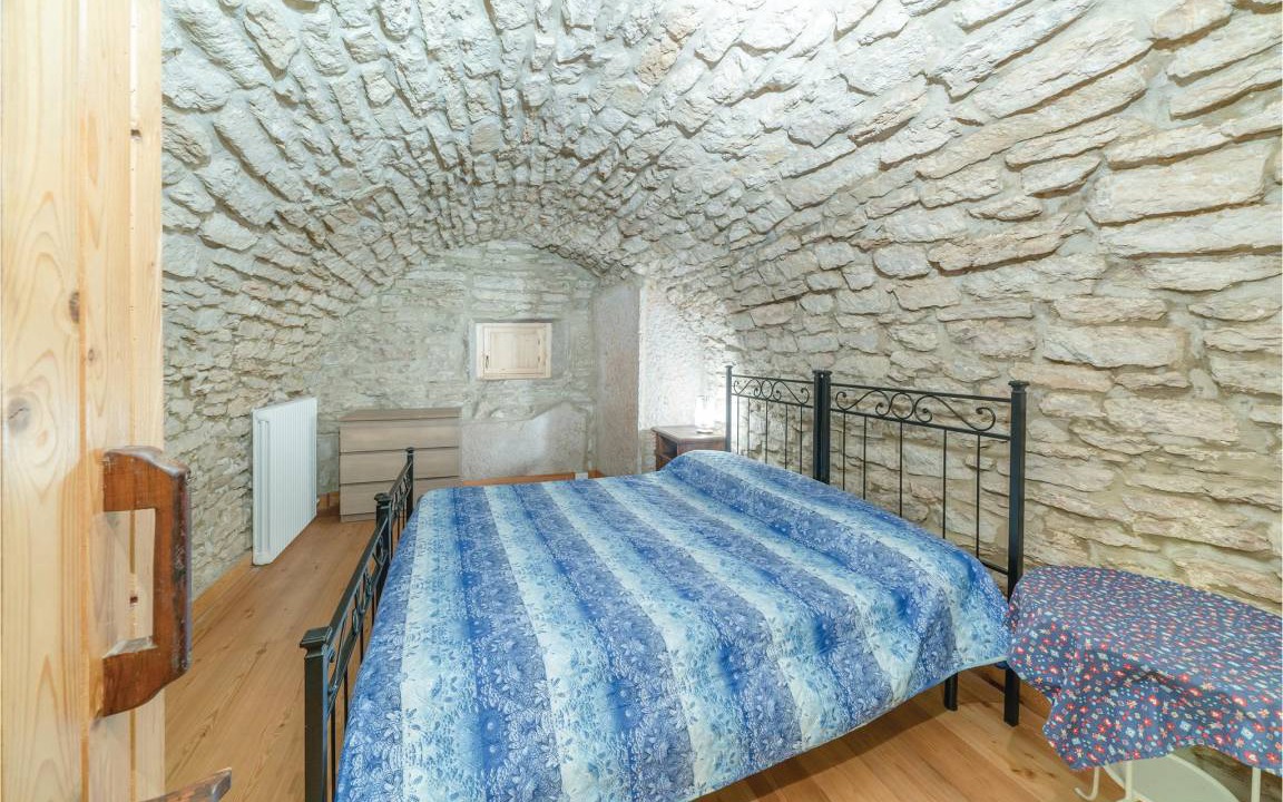 Photo of Bedroom in Sant'Anna d'Alfaedo