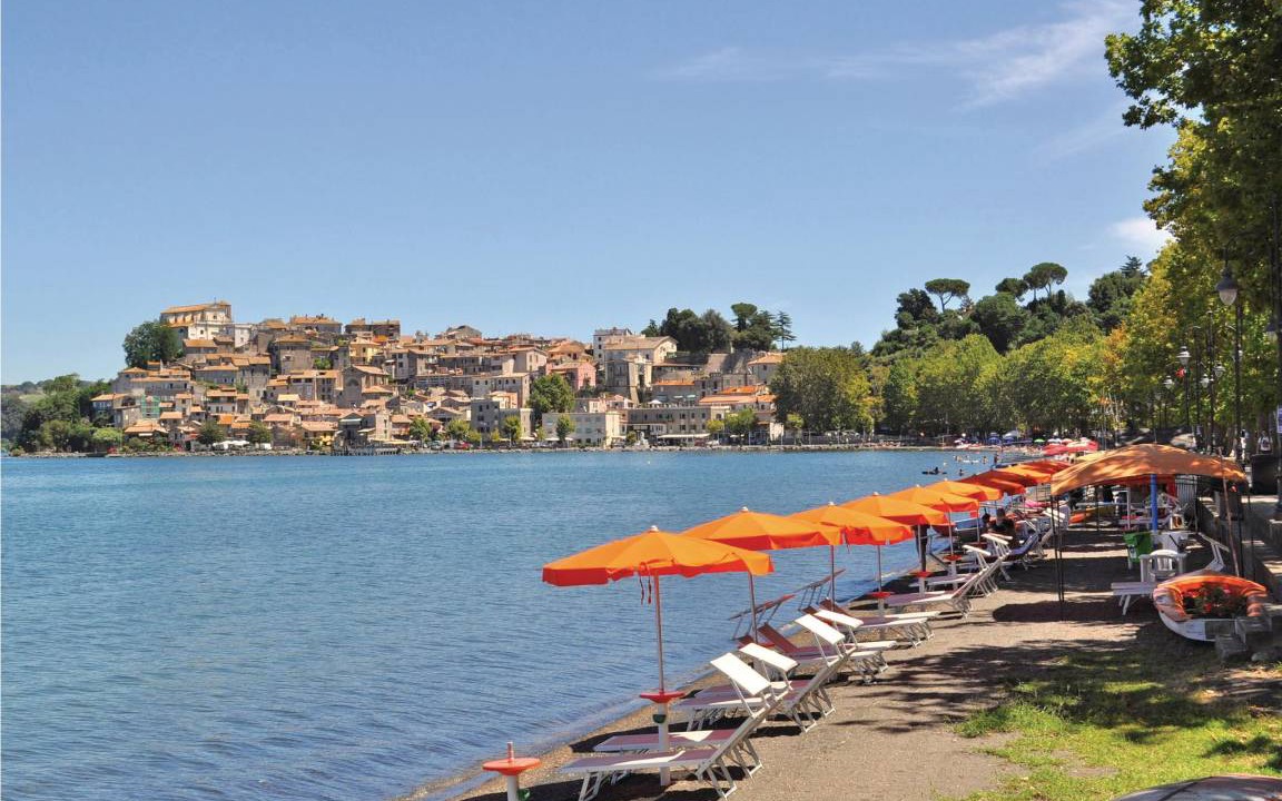 Photo of Others in Lake Bracciano