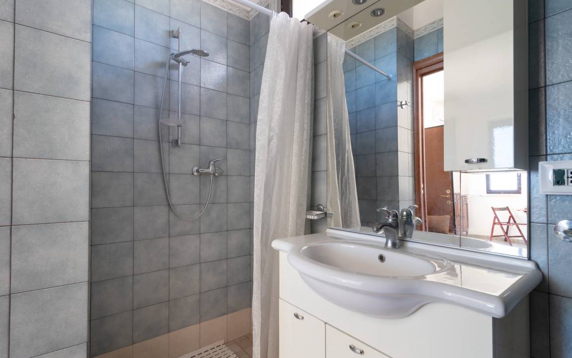 Photo of Bathroom in Alcanterini