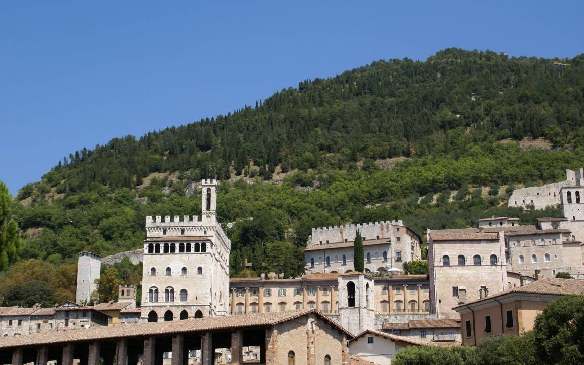 Photo of Others in Montone