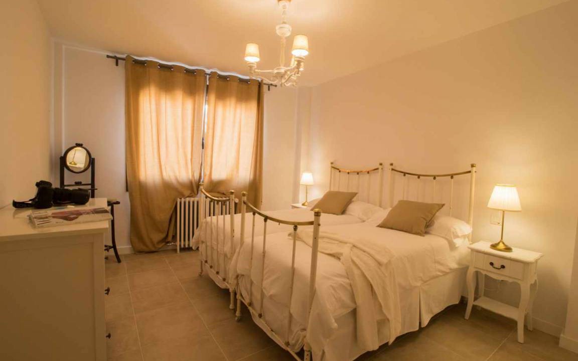 Photo of Bedroom in Lecera