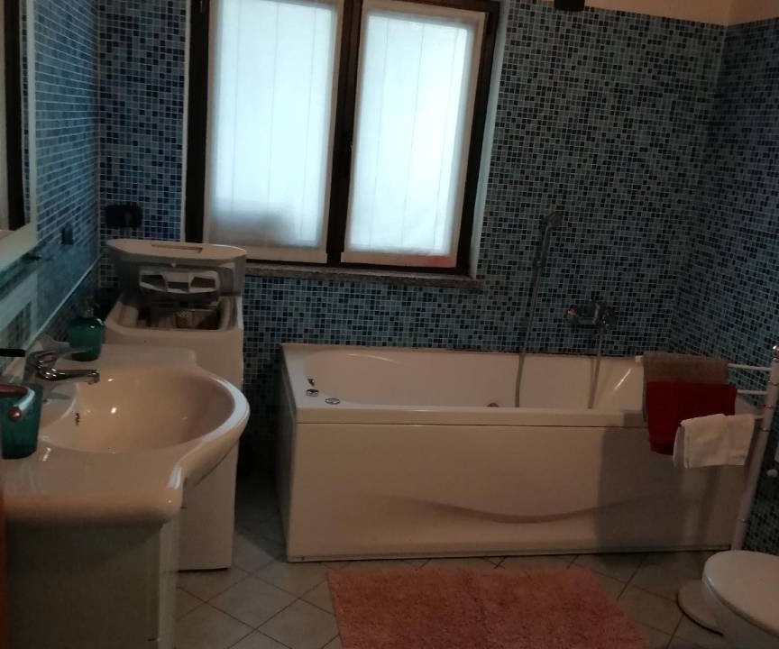Photo of Bathroom in Rezza